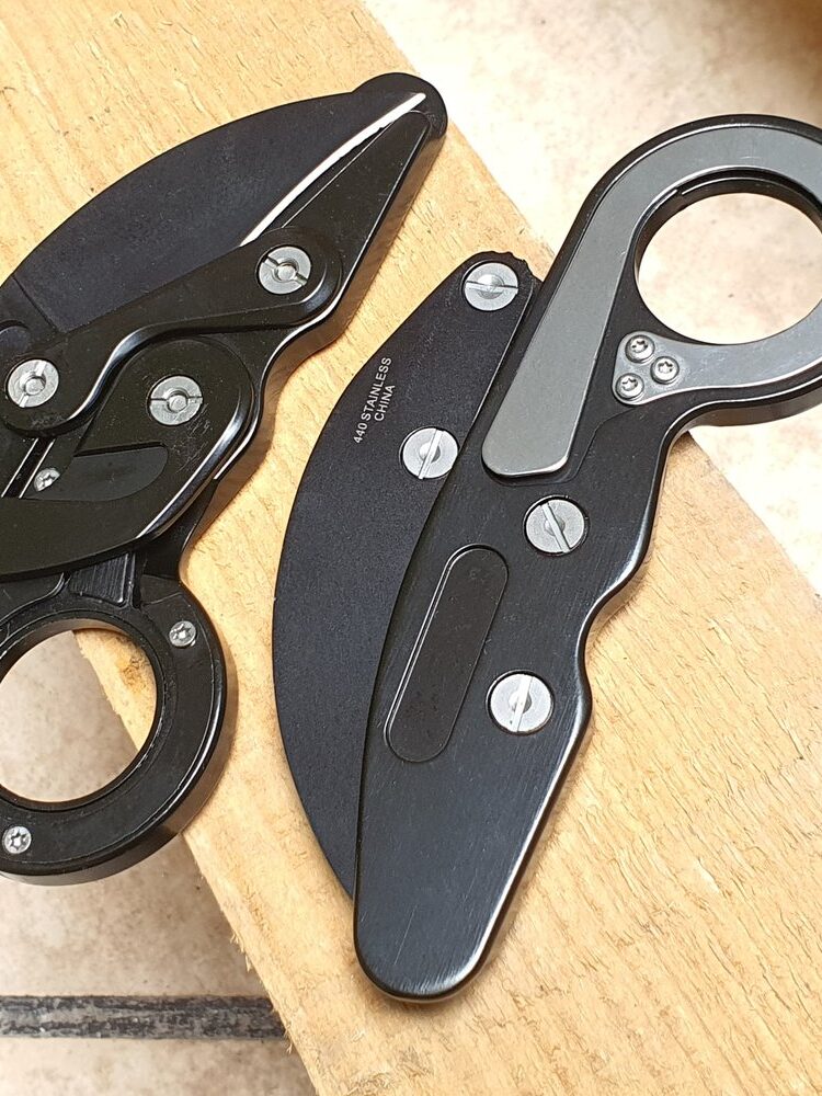 Karambit Navaja de Apertura Especial